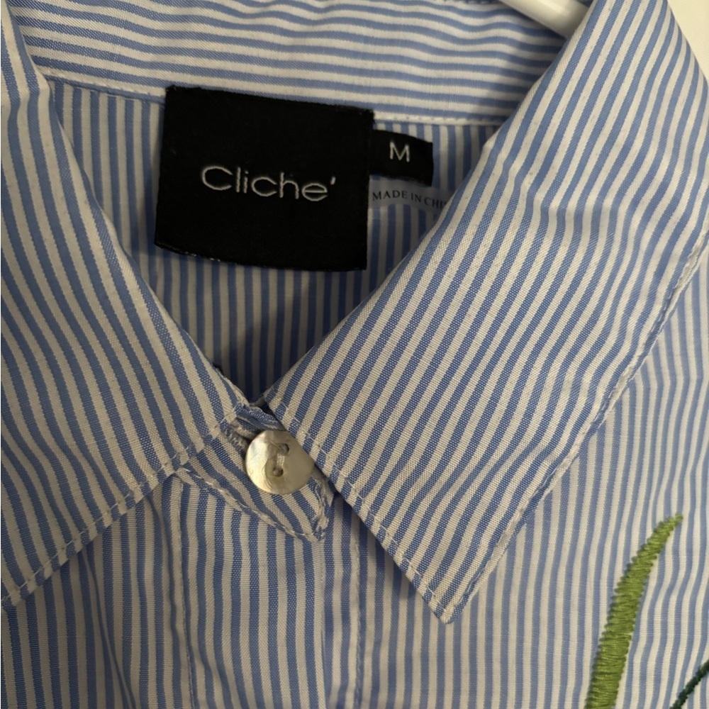 NWOT Cliche’ Embroidered Floral Hummingbird Striped Button Down Shirt M - Picture 4 of 5